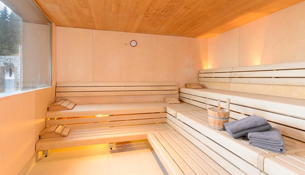 Aviva Superior Make Friends Hotel Sankt Stefan Екстериор снимка