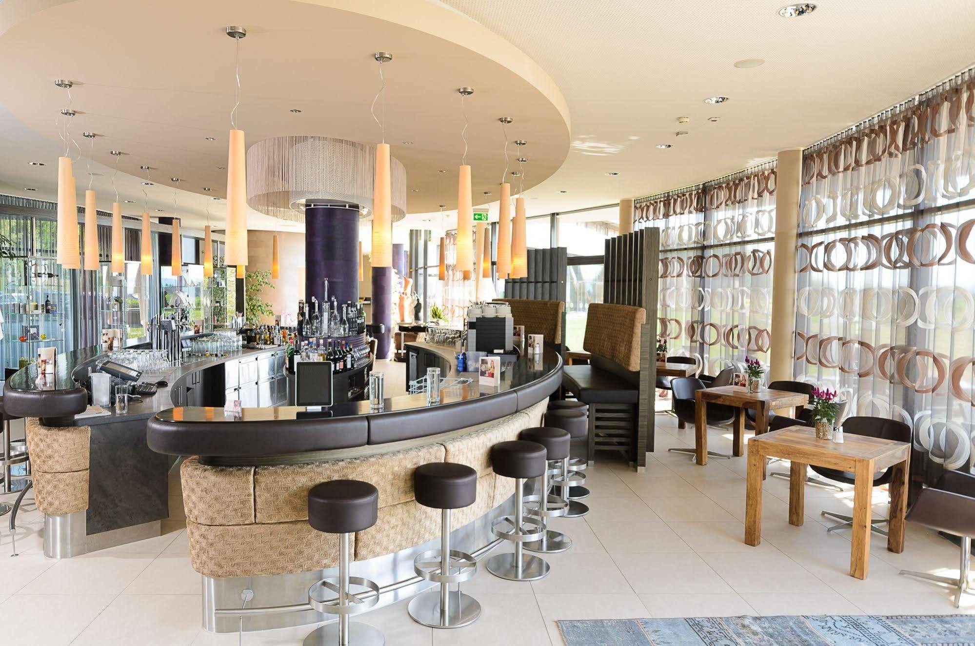 Aviva Superior Make Friends Hotel Sankt Stefan Екстериор снимка